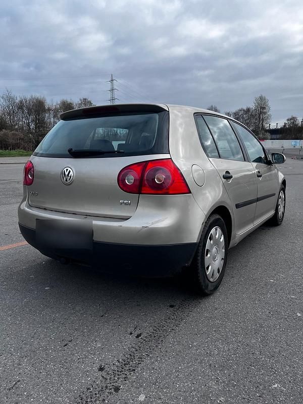 Gebraucht VW Golf V 90 PS (66 kW) 2004 Gelb Kleinwagen