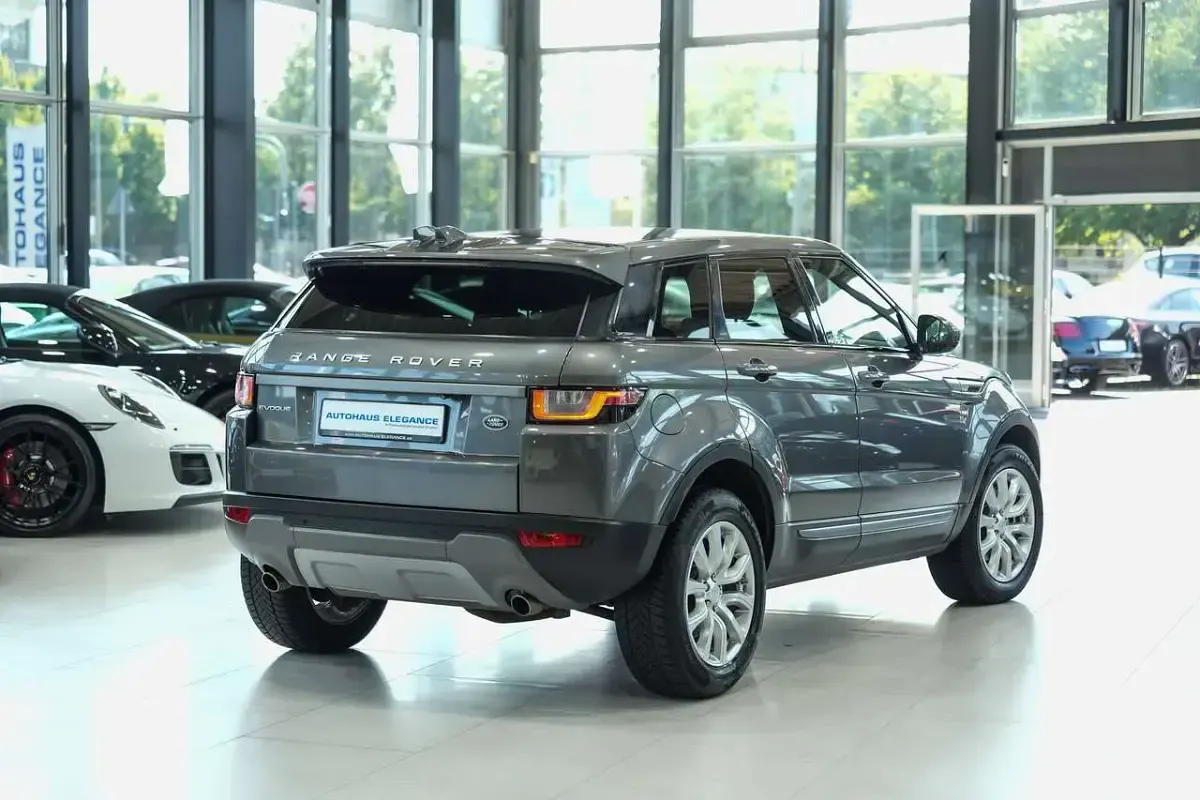 Gebraucht Land Rover Range Rover evoque SE 180 PS (132 kW) 2017 Corris grey SUV