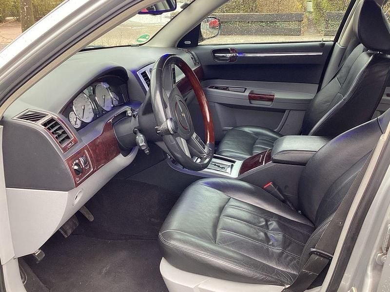 Gebraucht Chrysler 300C 218 PS (160 kW) 2008 Silber Limousine