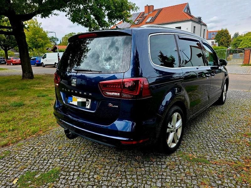 Blau Gebraucht 2025 Seat Alhambra FR-Line Van / Kleinbus | 21.000 € (Guter Preis) - Bild 1/4