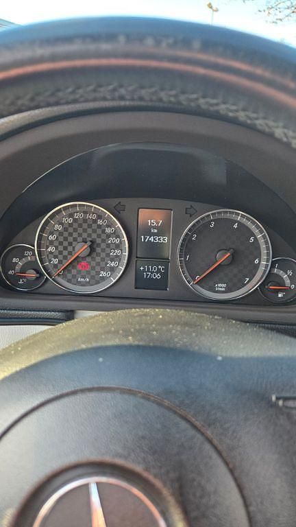 Gebraucht Mercedes CLC200 184 PS (135 kW) 2010 Schwarz Kleinwagen