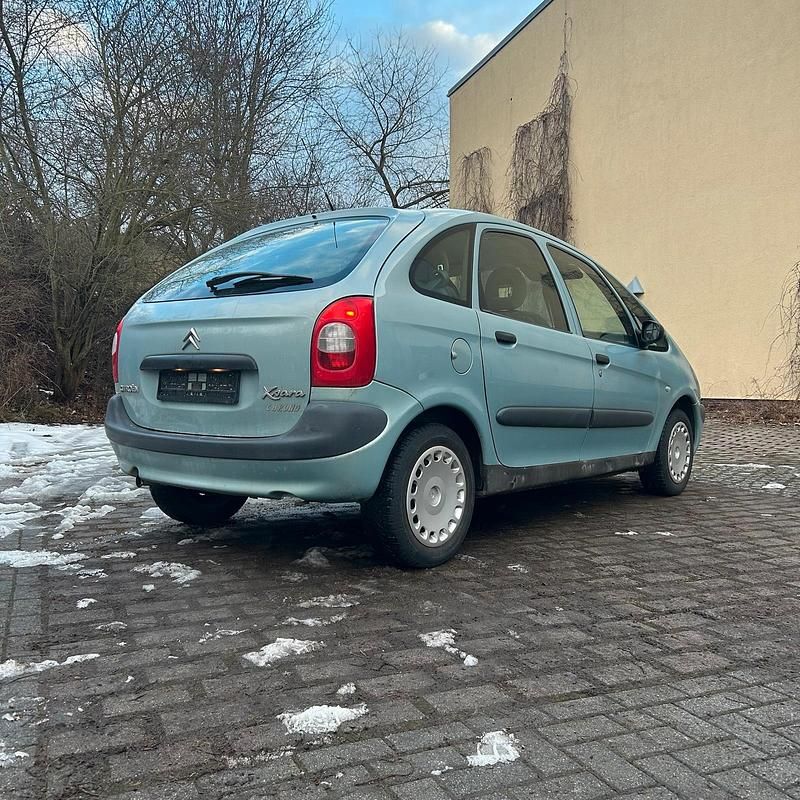 Gebraucht Citroën Xsara Picasso 126 PS (92 kW) 2005 Blau Van / Kleinbus