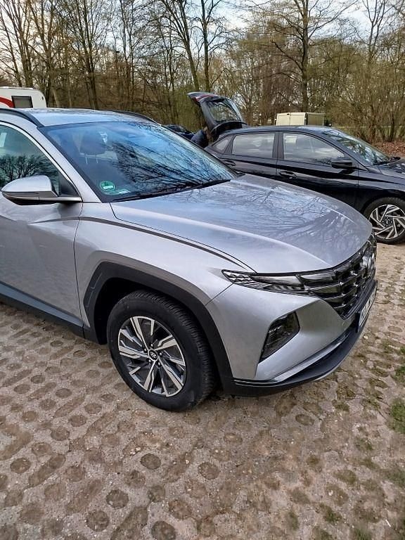 Gebraucht Hyundai Tucson 239 PS (175 kW) 2023 Grau SUV