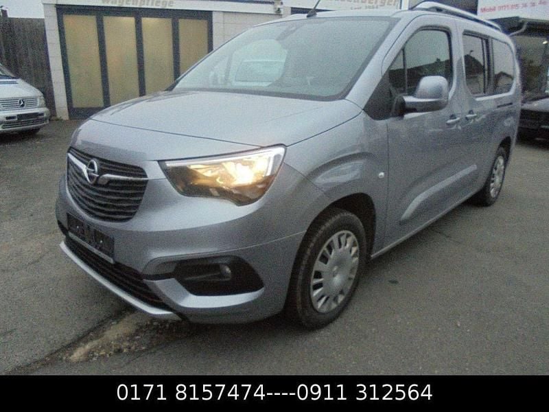 Grau Gebraucht 2020 Opel Combo Life XL Innovation Van / Kleinbus | 19.900 € (Etwas zu teuer) - Bild 1/4