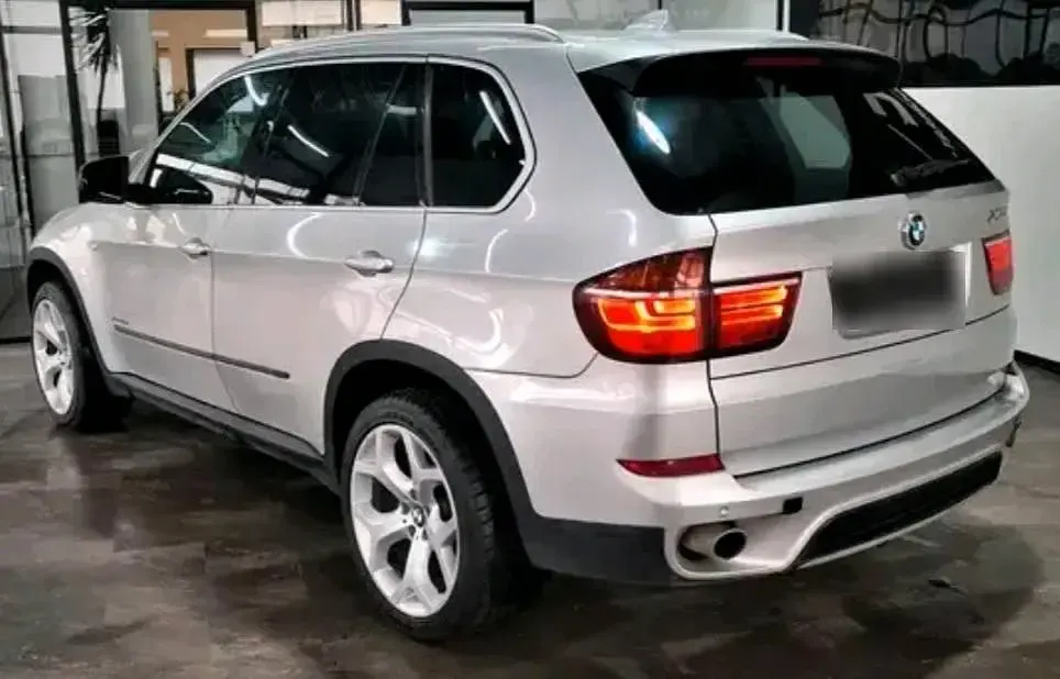 Gebraucht BMW X5 Sport Line 306 PS (225 kW) 2013 Silber SUV