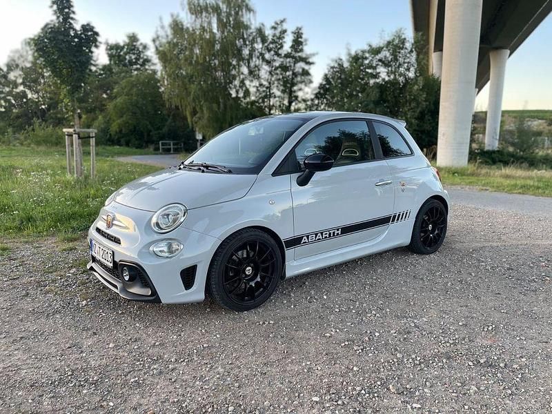 Grau Gebraucht 2018 Abarth 595 Turismo Kleinwagen | 15.700 € (Fairer Preis) - Bild 1/4