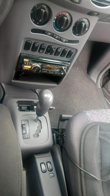 Silber Gebraucht 2000 Mercedes A170 Limousine | 1.100 € (Fairer Preis) - Bild 1/4