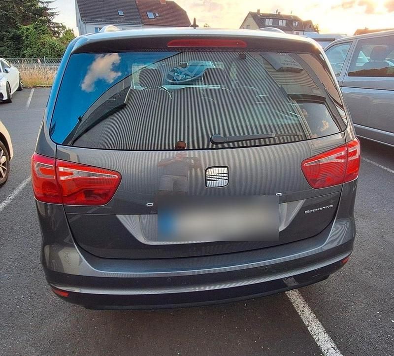 Gebraucht Seat Alhambra 140 PS (102 kW) 2012 Grau Van / Kleinbus