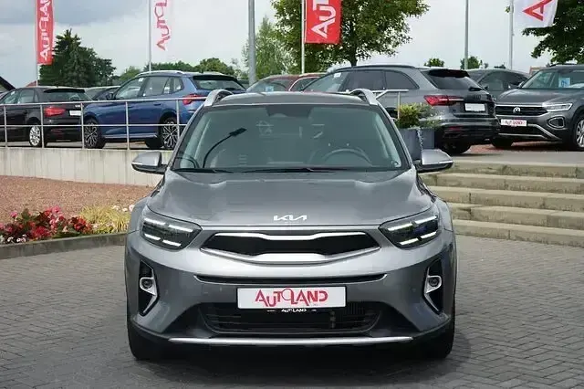 Gebraucht Kia Stonic Spirit 101 PS (74 kW) 2025 Grau SUV