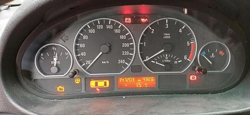 Gebraucht BMW 320 150 PS (110 kW) 2003 Silber Kombi