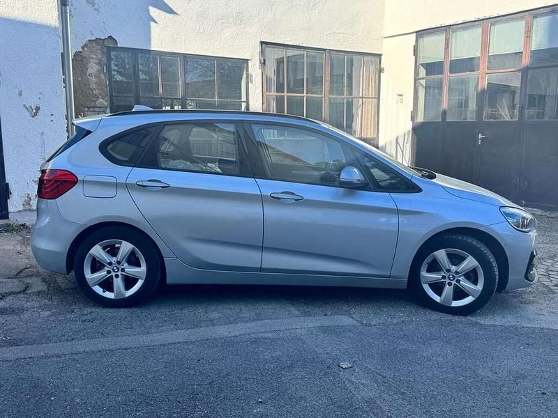 Gebraucht BMW 216 109 PS (80 kW) 2021 Glaciersilber Coupé