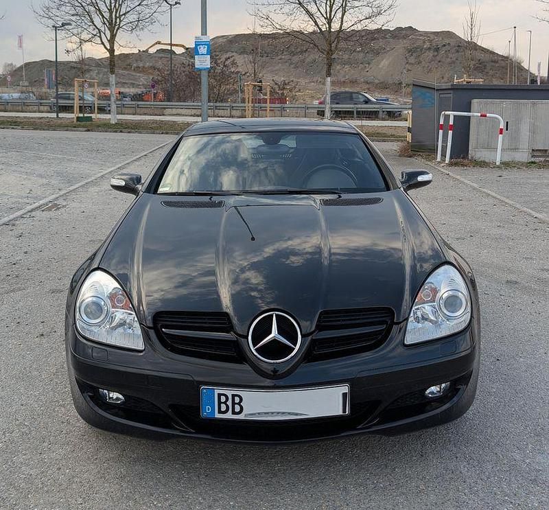 Gebraucht Mercedes SLK200 163 PS (119 kW) 2006 Schwarz Cabrio