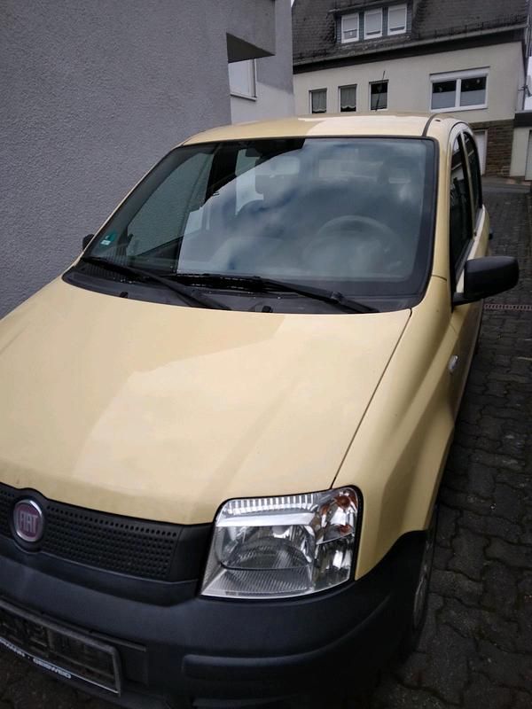 Gebraucht Fiat Panda 60 PS (44 kW) 2009 Gelb Kleinwagen
