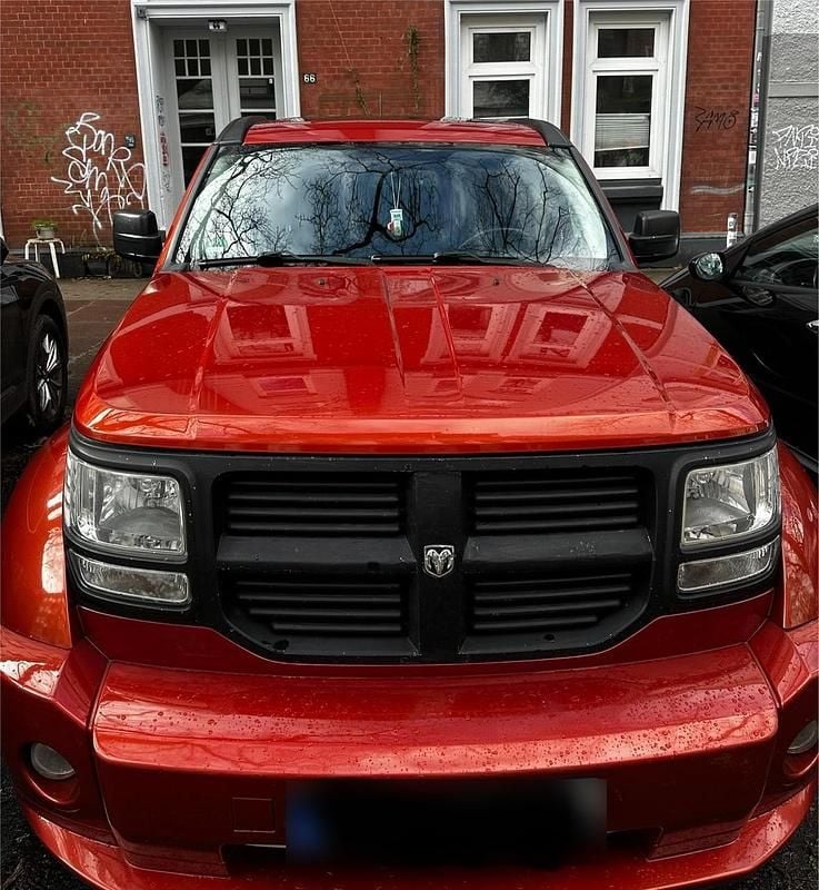 Gebraucht Dodge Nitro 174 PS (127 kW) 2009 Orange SUV