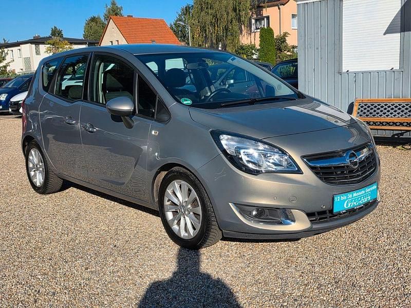 Grau Gebraucht 2015 Opel Meriva Van / Kleinbus | 8.999 € (Fairer Preis) - Bild 1/4