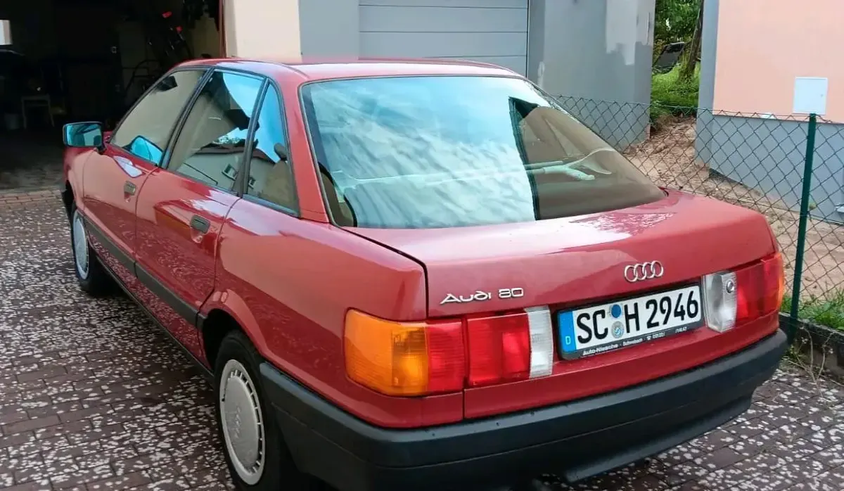 Gebraucht Audi 80 69 PS (50 kW) 1990 Rot Limousine