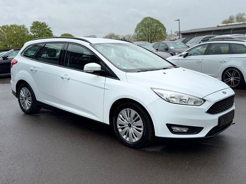 Second-hand Ford Focus 125 CP (91 kW) 2017 Alb Berlinǎ