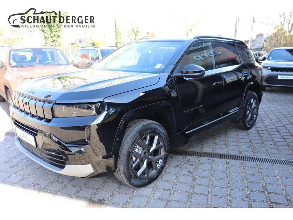 Neu Jeep Compass 145 PS (106 kW) 2026 Schwarz SUV