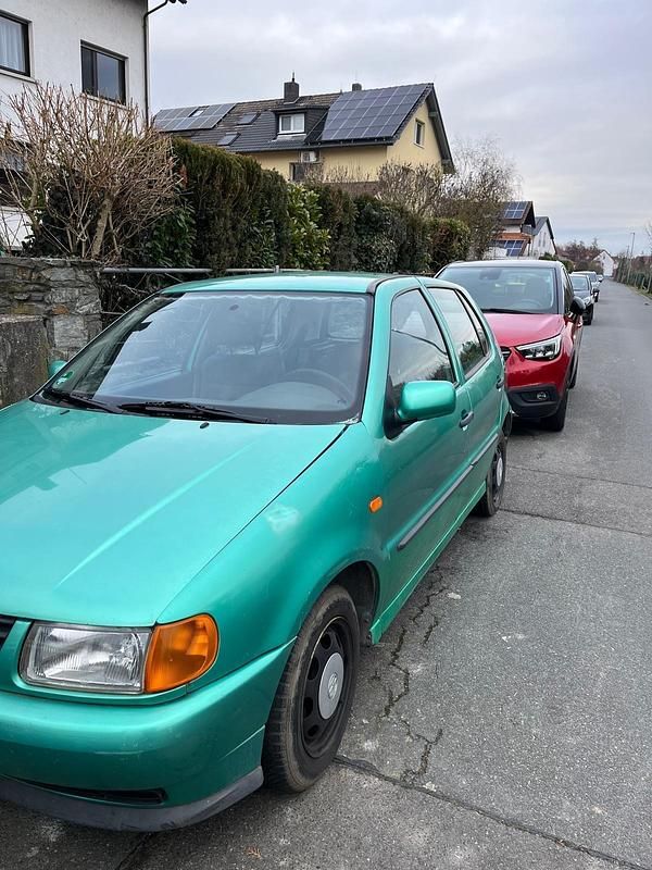 Gebraucht VW Polo 55 PS (40 kW) 1996 Grün Kleinwagen