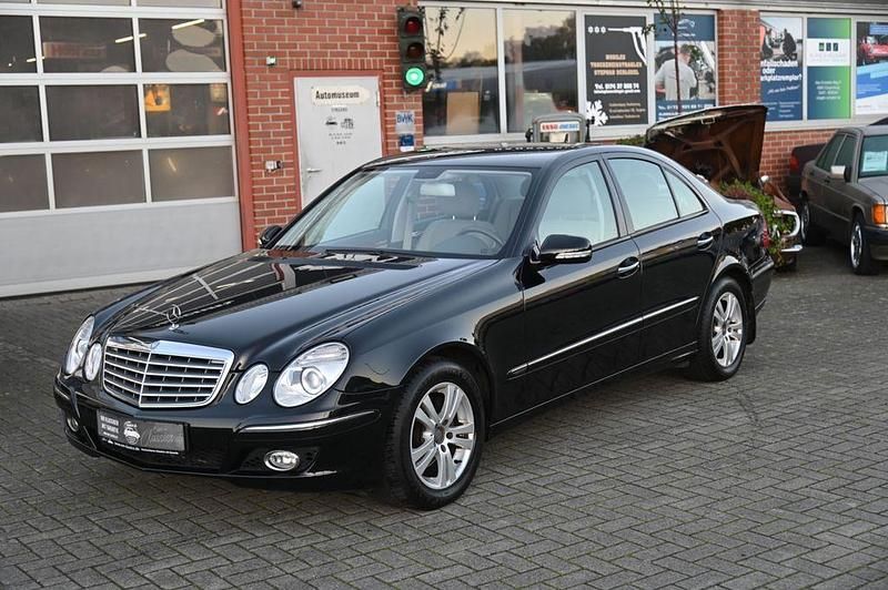 Gebraucht Mercedes E200 136 PS (100 kW) 2007 Schwarz Limousine