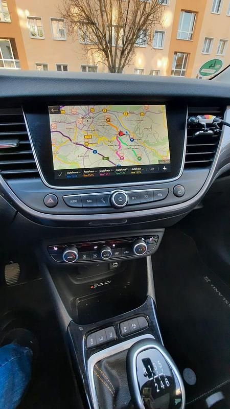 Gebraucht Opel Crossland Ultimate 131 PS (96 kW) 2019 Orange SUV