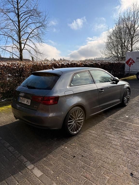 Gebraucht Audi A3 Cabriolet Ambition 125 PS (91 kW) 2014 Grau Cabrio