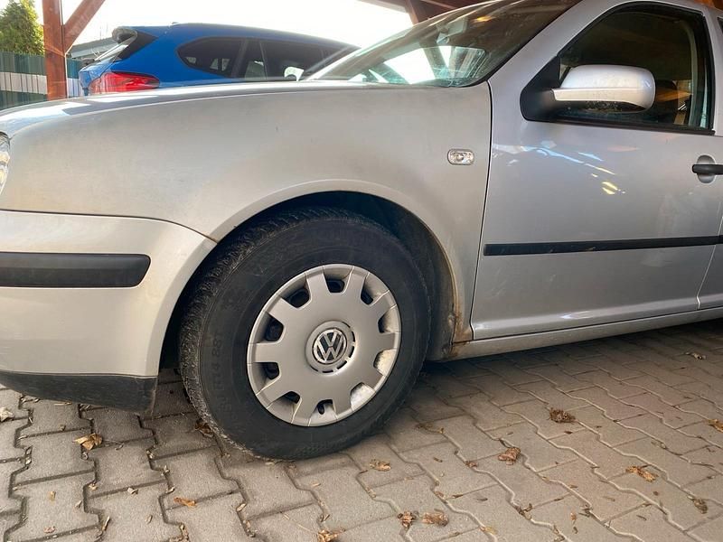 Gebraucht VW Golf IV 75 PS (55 kW) 2003 Silber Limousine