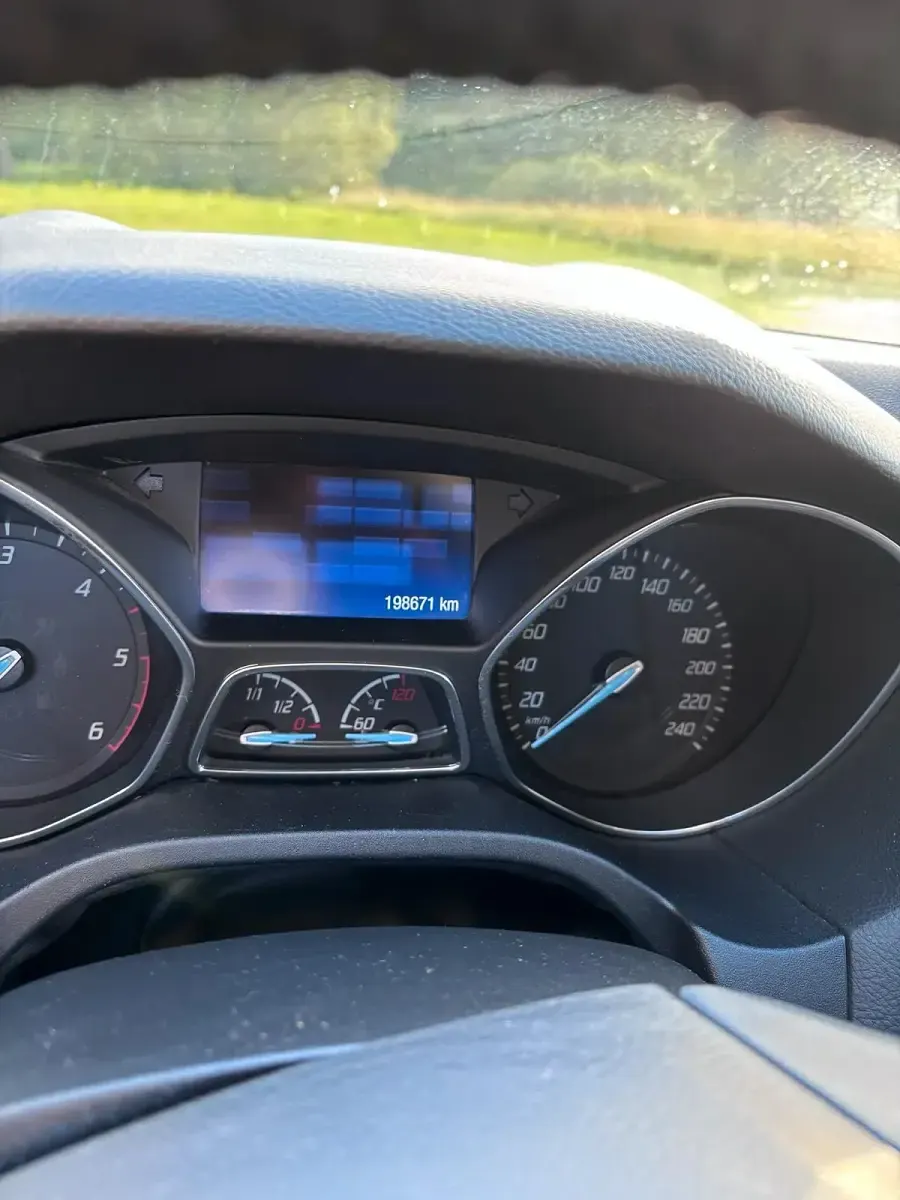 Gebraucht Ford Focus 116 PS (85 kW) 2013 Schwarz Kombi