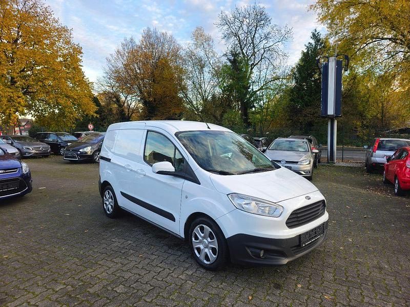 Weiß Gebraucht 2018 Ford Transit Van / Kleinbus | 7.990 € (Guter Preis) - Bild 1/4