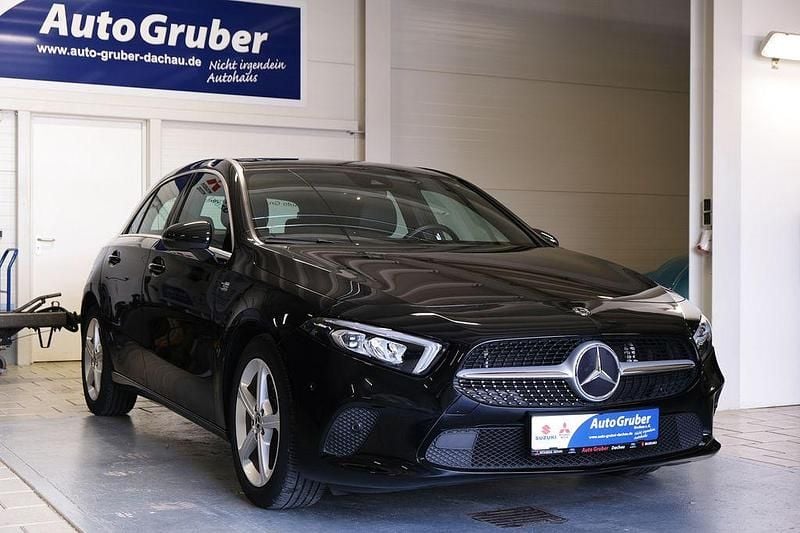 Gebraucht Mercedes A220 190 PS (139 kW) 2019 Schwarz Limousine