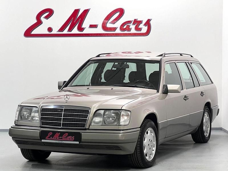 Gebraucht Mercedes E320 220 PS (161 kW) 1995 Gold Kombi