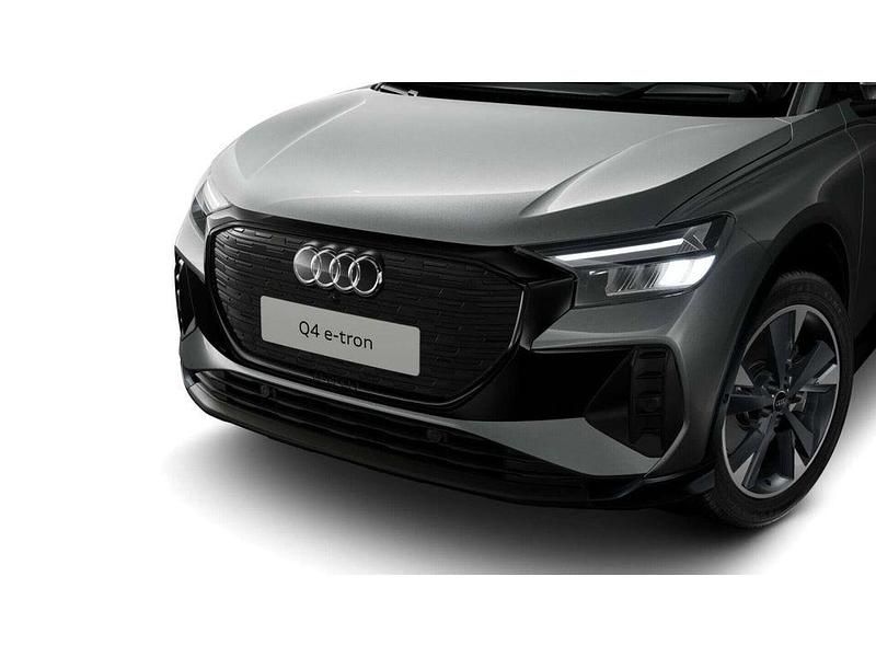 Gebraucht Audi Q4 e-tron Advanced 150 kW (204 PS) 2023 Grau SUV