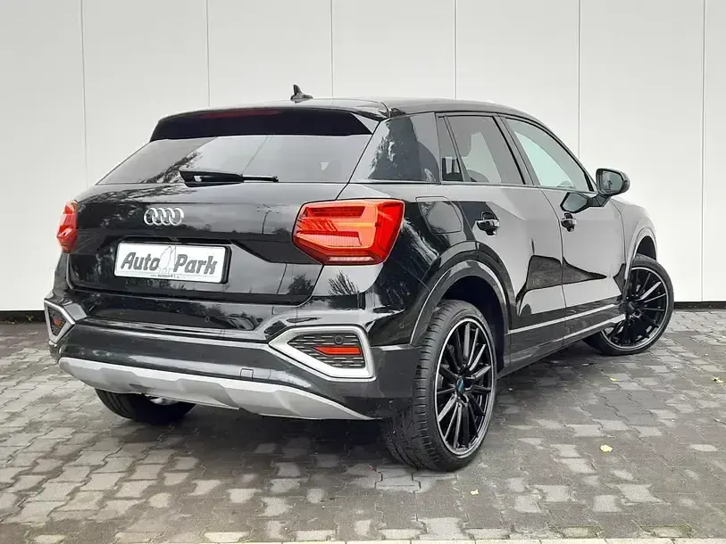 Gebraucht Audi Q2 Sport 150 PS (110 kW) 2023 Schwarz SUV