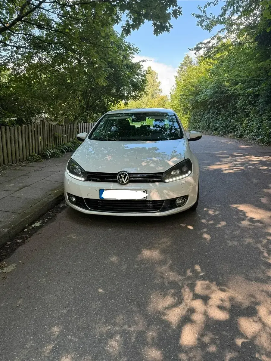 Gebraucht VW Golf VI 160 PS (117 kW) 2009 Weiß Kleinwagen