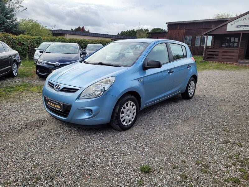 Gebraucht Hyundai i20 Classic 77 PS (56 kW) 2009 Blau Kleinwagen