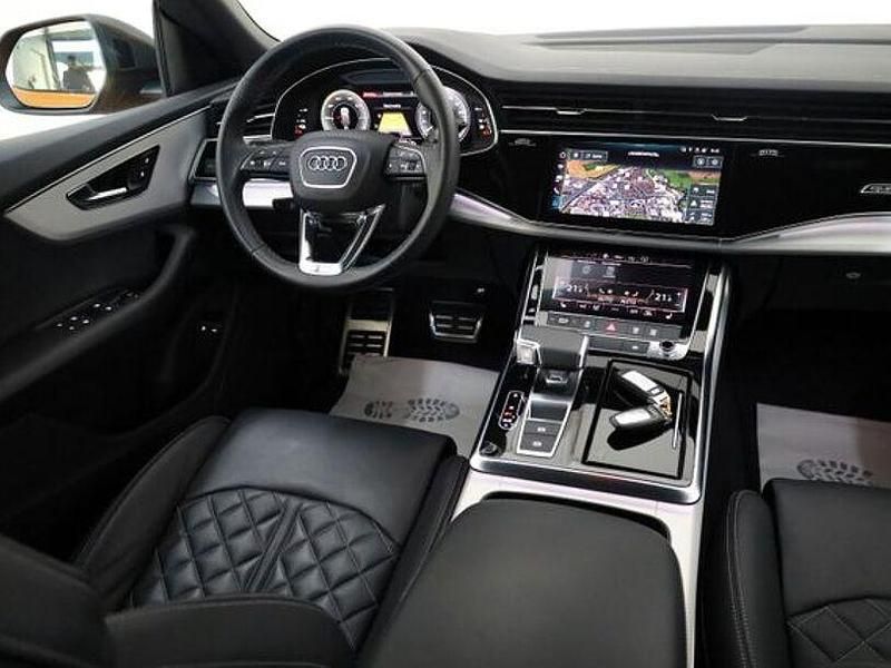 Gebraucht Audi Q8 S-Line 100 PS (73 kW) 2022 Andere SUV