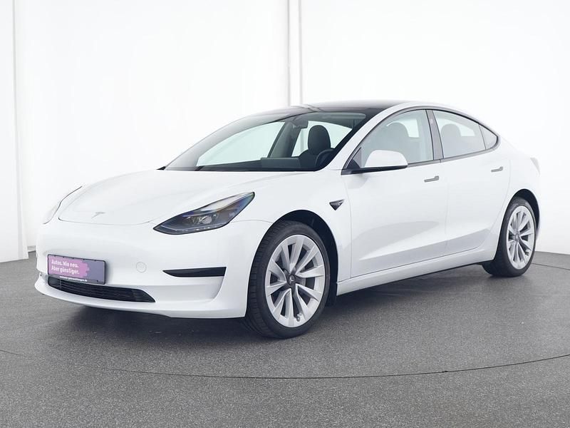 Perl weiss Gebraucht 2023 Tesla Model 3 Limousine | 30.468 € (Guter Preis) - Bild 1/4