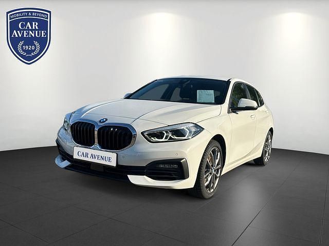 Weiß (alpinweiß (weiß)) Gebraucht 2024 BMW 120 Advantage Kleinwagen | 26.450 € (Guter Preis) - Bild 1/4