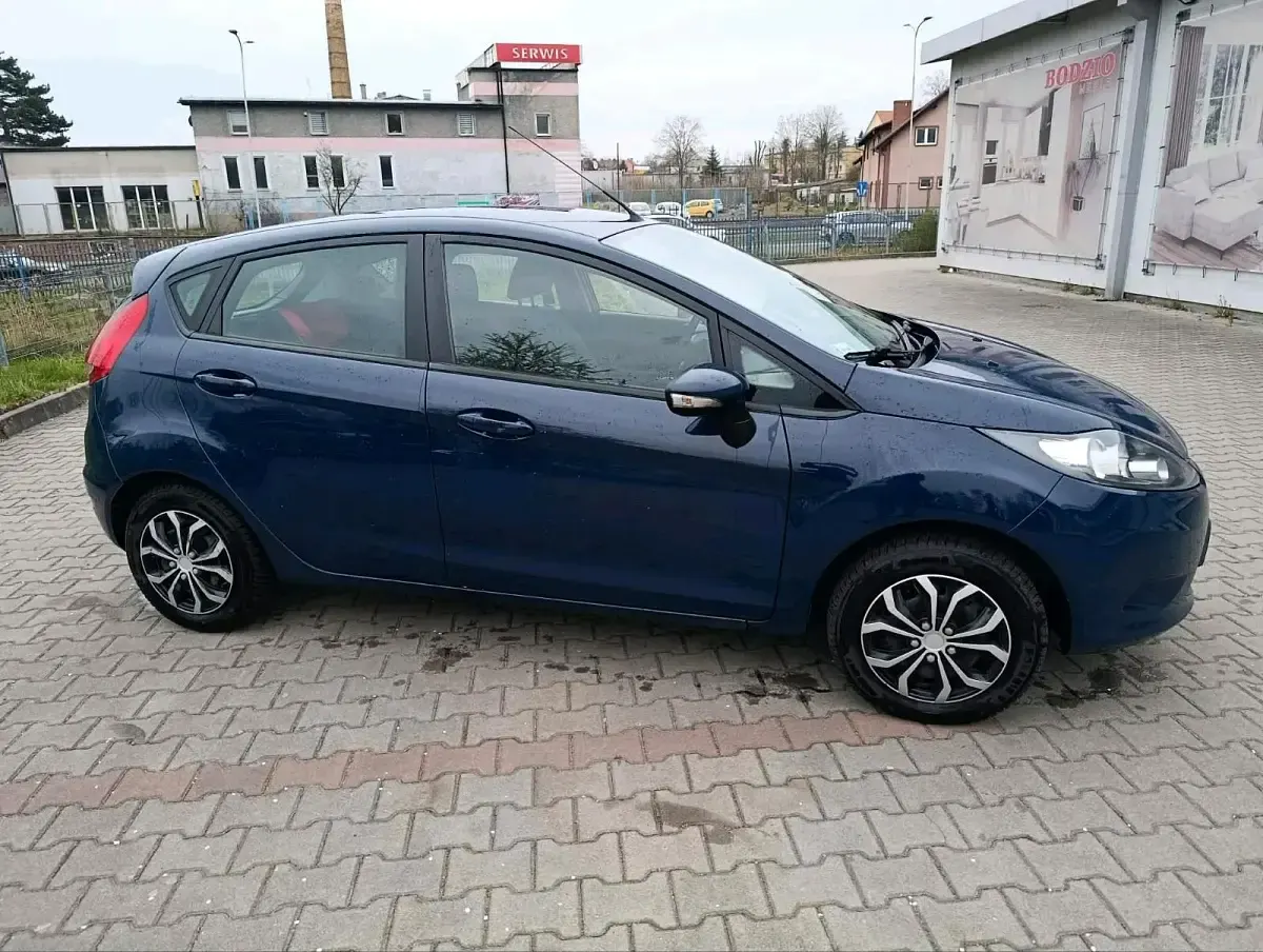 Gebraucht Ford Fiesta 70 PS (51 kW) 2011 Kleinwagen