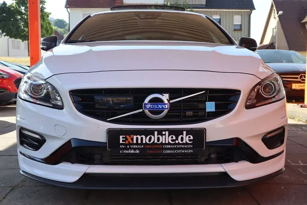 Gebraucht Volvo V60 367 PS (269 kW) 2018 Weiß Kombi