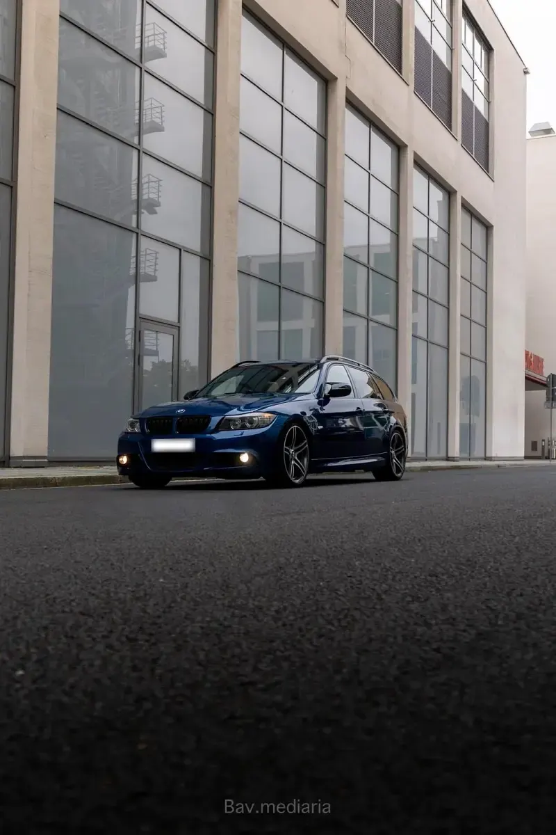 Gebraucht BMW 320 M Sport 177 PS (130 kW) 2009 Kombi
