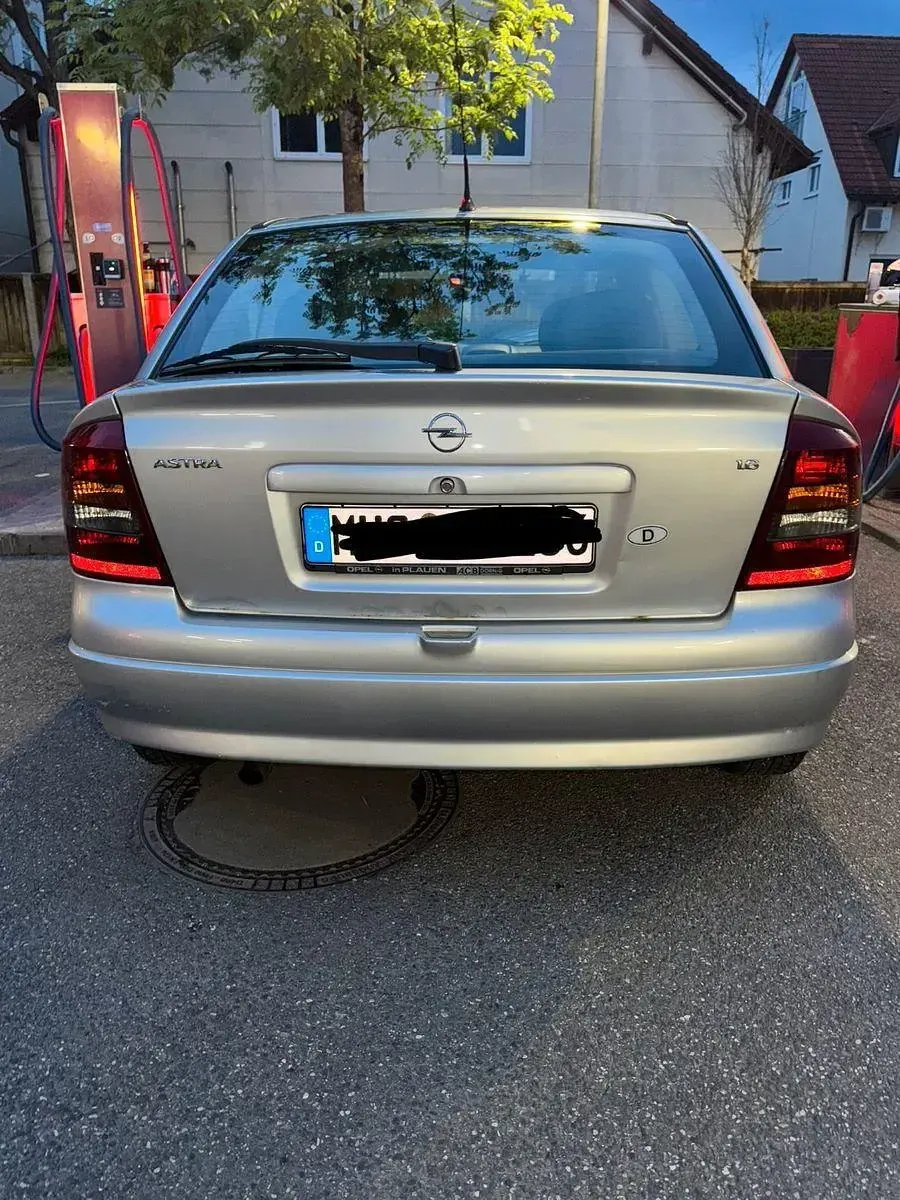 Gebraucht Opel Astra Njoy 101 PS (74 kW) 2003 Grau Limousine