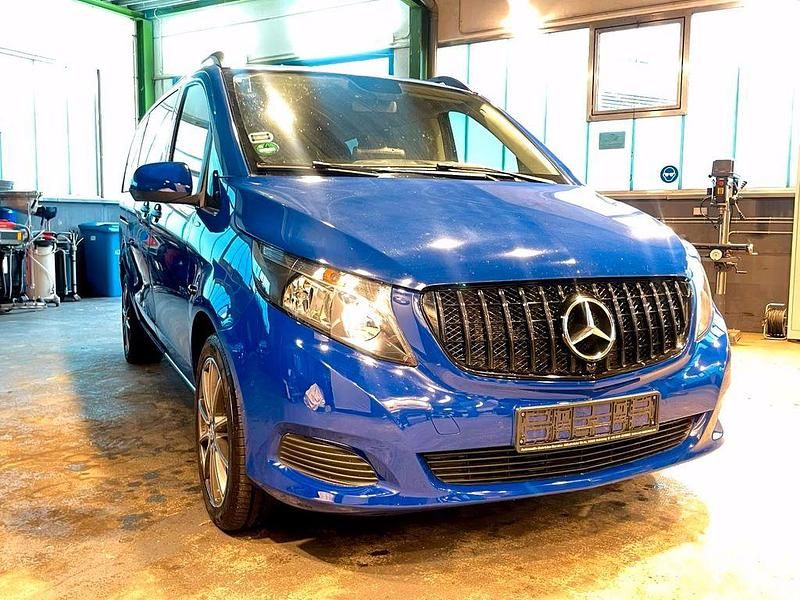 Gebraucht Mercedes Vito 163 PS (119 kW) 2015 Blau Van