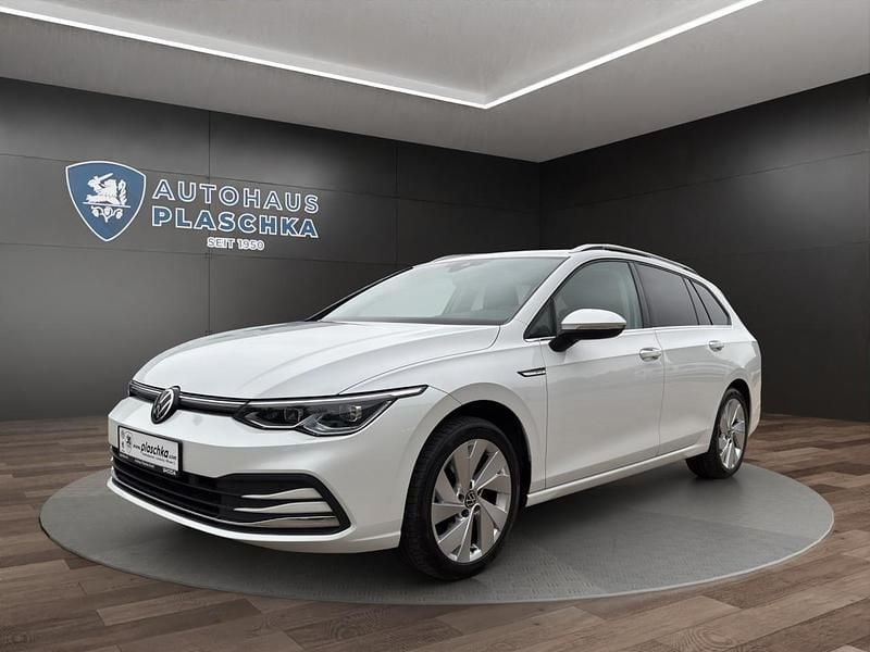 Oryxweiß perlmutteffekt Gebraucht 2022 VW Golf VIII Style | 20.450 € (Guter Preis) - Bild 1/4