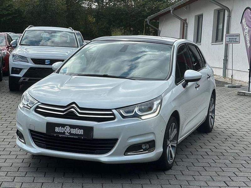 Weiß Gebraucht 2017 Citroën C4 Shine Limousine | 8.500 € (Fairer Preis) - Bild 1/4