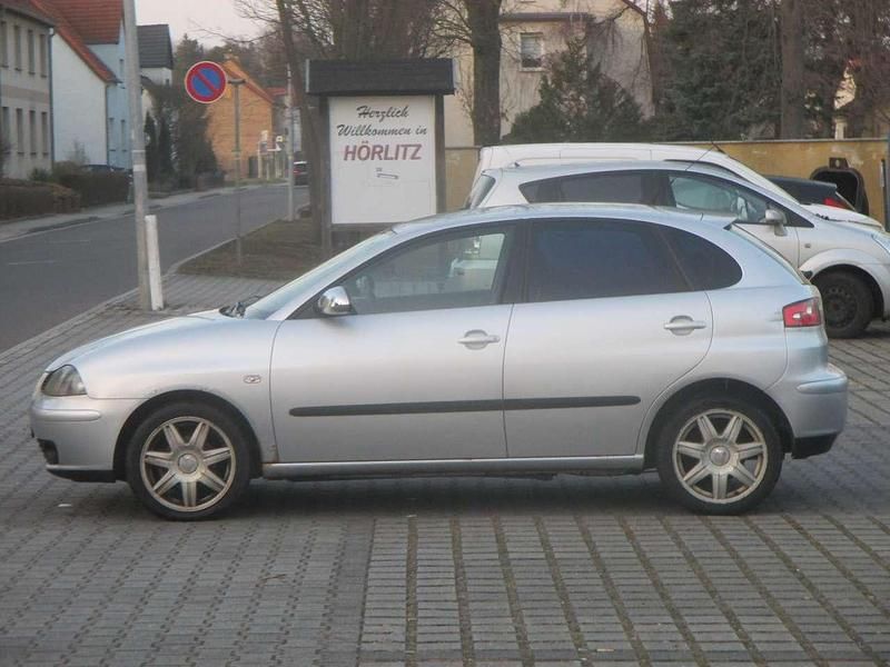 Gebraucht Seat Ibiza Sport 75 PS (55 kW) 2005 Reflexsilber metallic Kleinwagen
