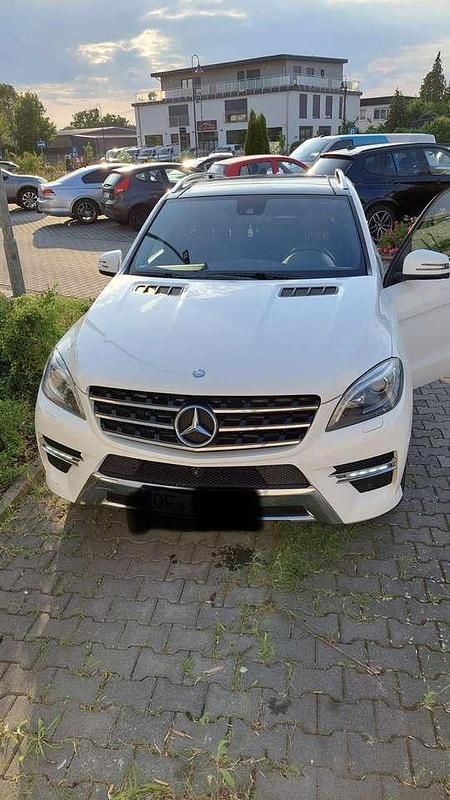 Gebraucht Mercedes ML350 AMG 258 PS (189 kW) 2015 SUV