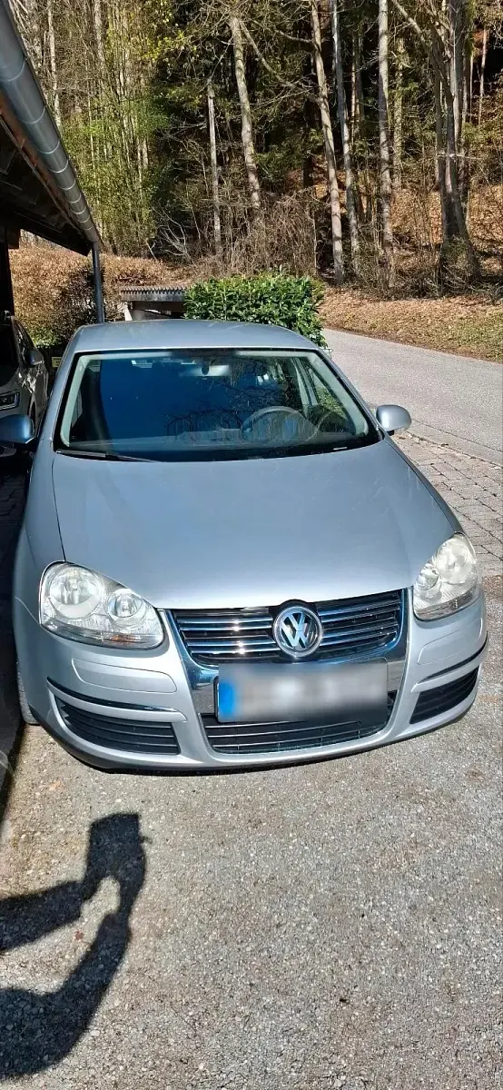 Gebraucht VW Jetta 102 PS (75 kW) 2006 Silber Limousine