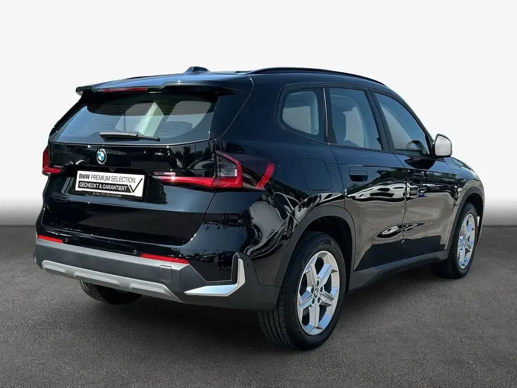 Gebraucht BMW X1 Sport Line 150 PS (110 kW) 2024 Schwarz uni SUV