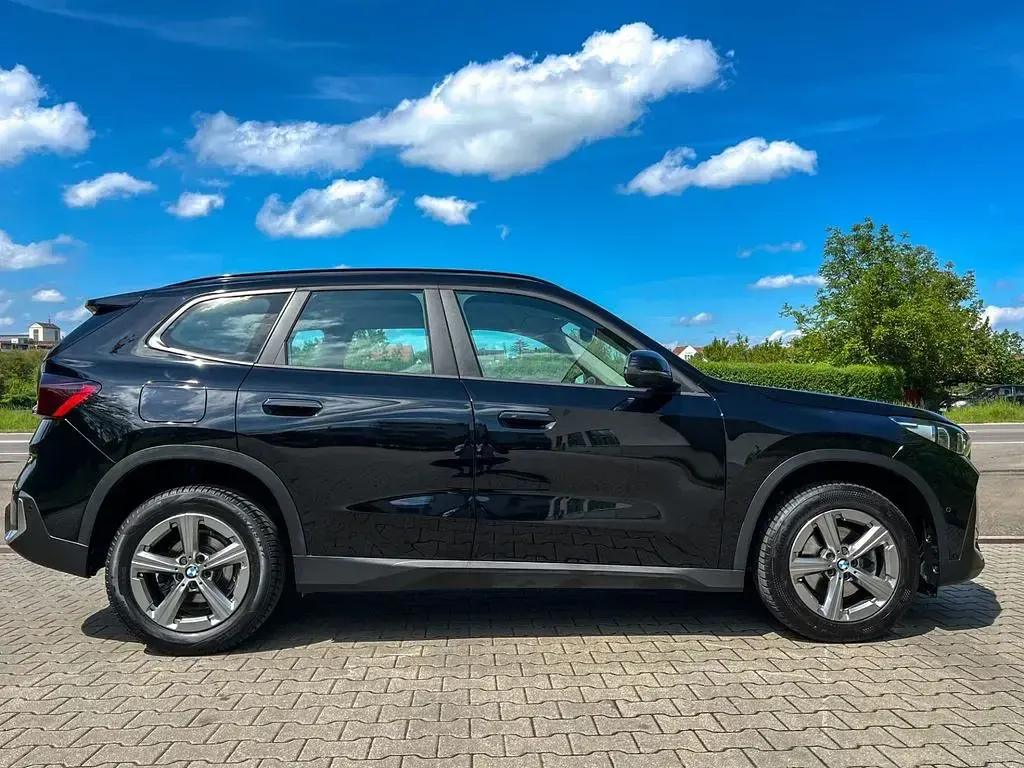 Gebraucht BMW X1 150 PS (110 kW) 2023 Schwarz SUV